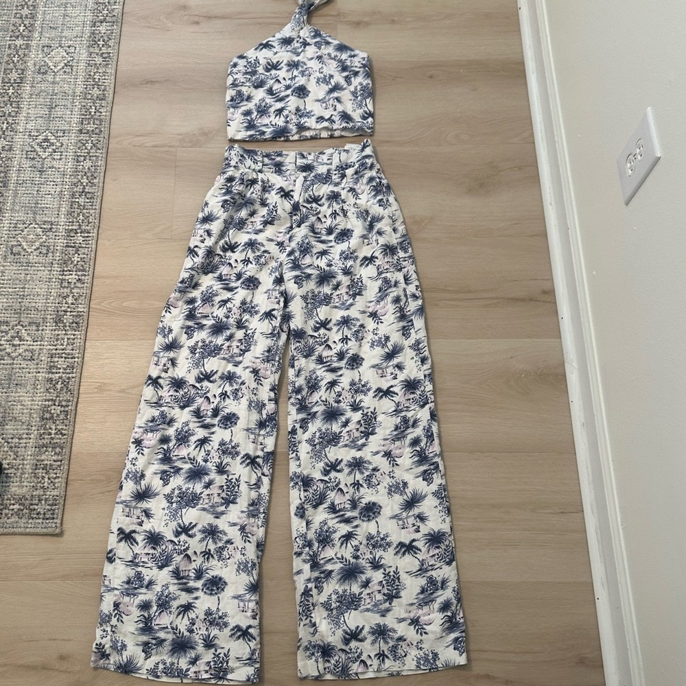 Abercrombie & Fitch Blue and White Linen pants set